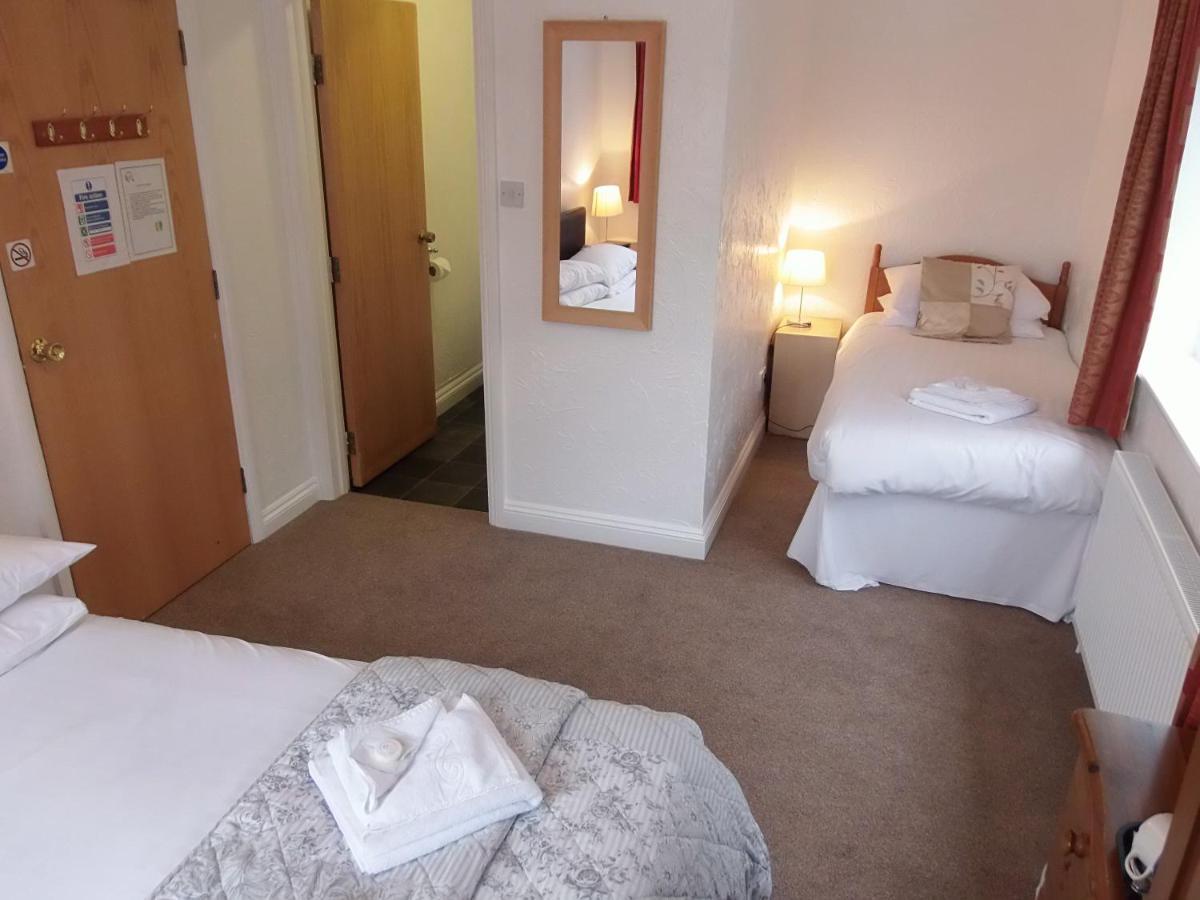 Betty Cottles Inn Okehampton Room photo